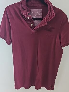 Hollister Men's Deep Wine Polo Shirt